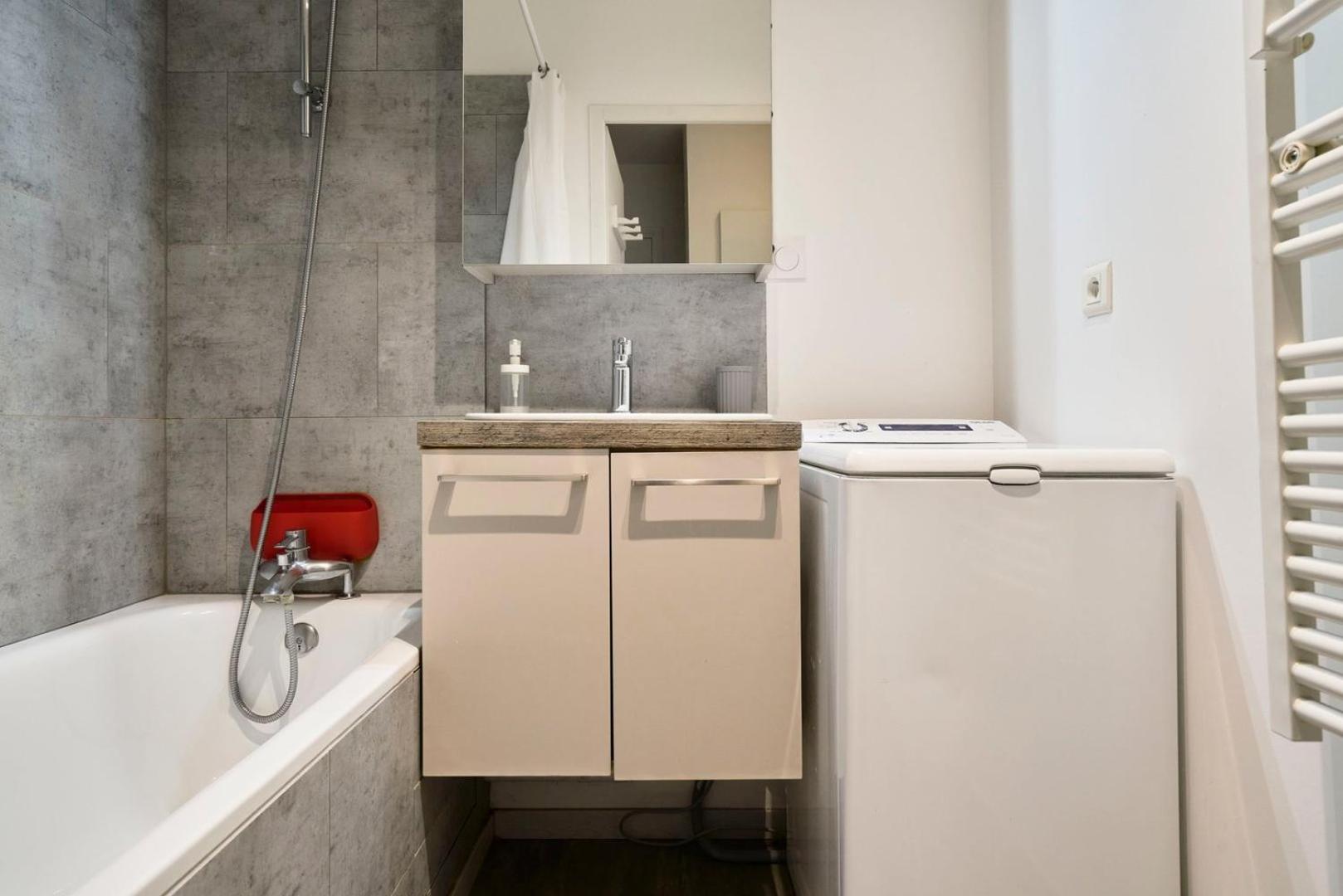 Lille Centre - Superb Bright Apartment Parking ภายนอก รูปภาพ
